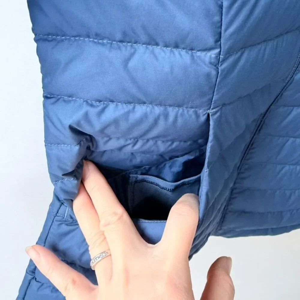 Lululemon Pack It Down Hooded Jacket Blue Women’s Size 2 B54